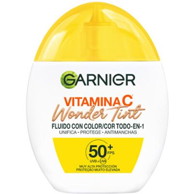 Garnier Vitamina C Wonder Tint fluido con color SPF50+ #medio - Publicité Garnier Vitamina C Wonder Tint fluido con color SPF50+ #medio - Publicité