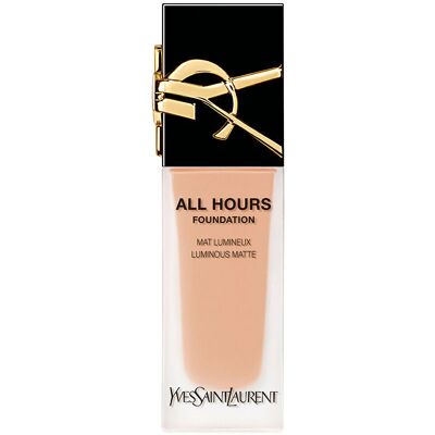 Yves Saint Laurent All Hours Foundation - LC3 - Longue Durée, Hydratant, Fini Mat - Publicité Yves Saint Laurent All Hours Foundation - LC3 - Longue Durée, Hydratant, Fini Mat - Publicité