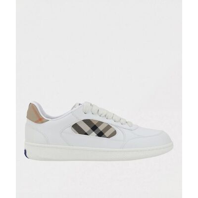 BURBERRY Baskets Homme couleur Blanc 40 - Publicité BURBERRY Baskets Homme couleur Blanc 40 - Publicité