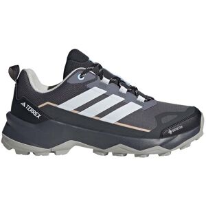 Adidas - Chaussures de randonnée journée en GORE-TEX - Terrex Skychaser Ax5 GTX W Auon/Dshgry/Carbon pour Femme - Taille 37 1/3 - Gris - Publicité Adidas - Chaussures de randonnée journée en GORE-TEX - Terrex Skychaser Ax5 GTX W Auon/Dshgry/Carbon pour Femme - Taille 37 1/3 - Gris - Publicité