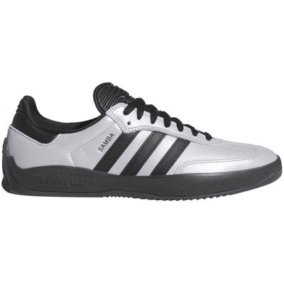 Adidas Originals - Sneakers montantes en cuir - Puig Samba Silver Metallic/Core Black/Core Black pour Homme - Taille 38 - Gris - Publicité Adidas Originals - Sneakers montantes en cuir - Puig Samba Silver Metallic/Core Black/Core Black pour Homme - Taille 38 - Gris - Publicité