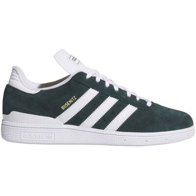 Adidas Originals - Bottes en suède premium - Busenitz Aurora Ivy/Footwear White/Gold Metallic pour Homme - Taille 41 1/3 - Vert - Publicité Adidas Originals - Bottes en suède premium - Busenitz Aurora Ivy/Footwear White/Gold Metallic pour Homme - Taille 41 1/3 - Vert - Publicité