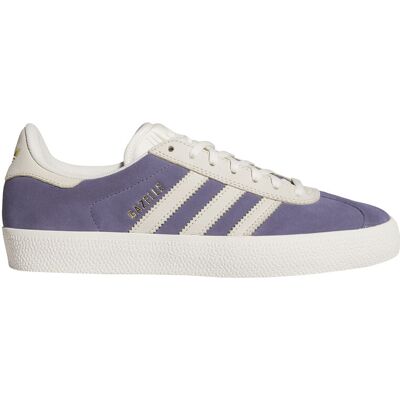 Adidas Originals - Chaussures en cuir suède - Gazelle ADV Super Purple/Core White/Gold Metallic en Cuir - Taille 42 2/3 - Violet - Publicité Adidas Originals - Chaussures en cuir suède - Gazelle ADV Super Purple/Core White/Gold Metallic en Cuir - Taille 42 2/3 - Violet - Publicité