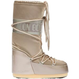Moonboot - Moon Boot Icon Glance Platinum - Taille 35-38 - Publicité Moonboot - Moon Boot Icon Glance Platinum - Taille 35-38 - Publicité