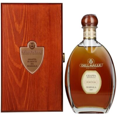 Grappa Dellavalle Dellavalle Grappa Affinata in botti da MARSALA 2007 42% Vol. 0,7l in Holzkiste - Publicité Grappa Dellavalle Dellavalle Grappa Affinata in botti da MARSALA 2007 42% Vol. 0,7l in Holzkiste - Publicité