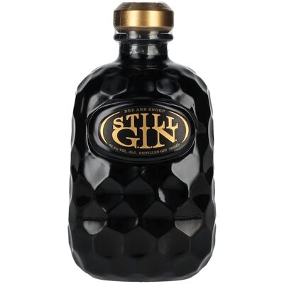 STILL G.I.N. By Dre and Snoop Dry Gin 42,5% Vol. 0,7l - Publicité STILL G.I.N. By Dre and Snoop Dry Gin 42,5% Vol. 0,7l - Publicité