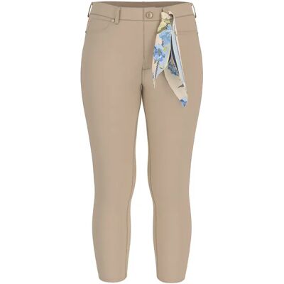 Pantalon femme Guess 1981 Capri Beige 28 - Publicité Pantalon femme Guess 1981 Capri Beige 28 - Publicité