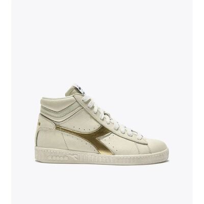Baskets femme Diadora Game L Waxed Metal High Blanc 42 - Publicité Baskets femme Diadora Game L Waxed Metal High Blanc 42 - Publicité