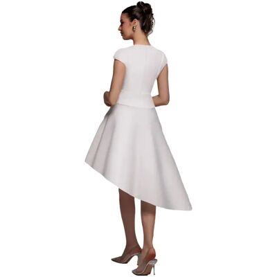 Robe patineuse asymétrique femme Goddiva Blanc 44 - Publicité Robe patineuse asymétrique femme Goddiva Blanc 44 - Publicité
