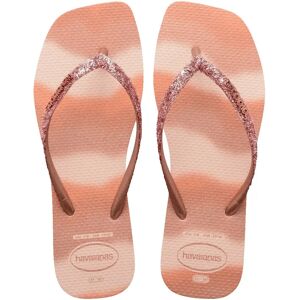 Tongs de fête carrées fines à paillettes femme Havaianas Party Rose 43/44 - Publicité Tongs de fête carrées fines à paillettes femme Havaianas Party Rose 43/44 - Publicité