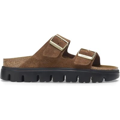Sandales en cuir suédé à plateforme femme Birkenstock Arizona Marron 42 Étroit - Publicité Sandales en cuir suédé à plateforme femme Birkenstock Arizona Marron 42 Étroit - Publicité