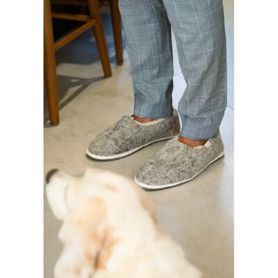 Chaussons Caussün La Naturelle Gris 42 - Publicité Chaussons Caussün La Naturelle Gris 42 - Publicité