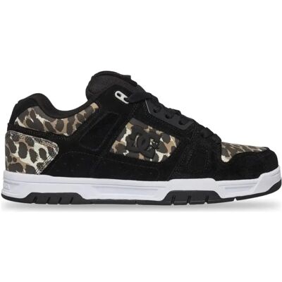 Baskets oversize DC Shoes Stag Noir 44 - Publicité Baskets oversize DC Shoes Stag Noir 44 - Publicité