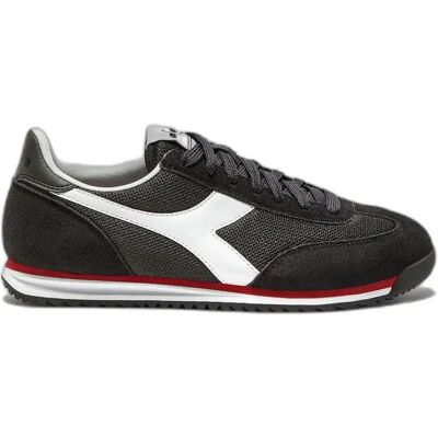Baskets Diadora Cross Noir 41 - Publicité Baskets Diadora Cross Noir 41 - Publicité