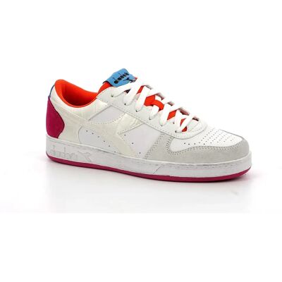 Baskets femme Diadora Magic Low Croco Blanc 37 - Publicité Baskets femme Diadora Magic Low Croco Blanc 37 - Publicité