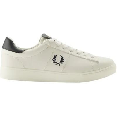 Baskets cuir Fred Perry Spencer Beige 42 - Publicité Baskets cuir Fred Perry Spencer Beige 42 - Publicité