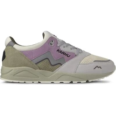 Baskets Karhu Aria 95 Bleu 43,5 - Publicité Baskets Karhu Aria 95 Bleu 43,5 - Publicité