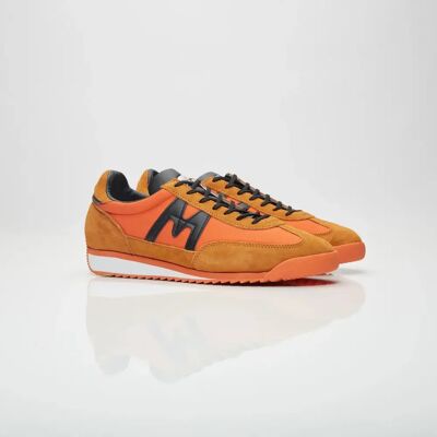 Baskets Karhu Mestari-Jaffa F805001 orange/black Orange 37 - Publicité Baskets Karhu Mestari-Jaffa F805001 orange/black Orange 37 - Publicité