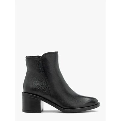 Bottines cuir à talon carré femme Ryłko Debra Noir 38 - Publicité Bottines cuir à talon carré femme Ryłko Debra Noir 38 - Publicité