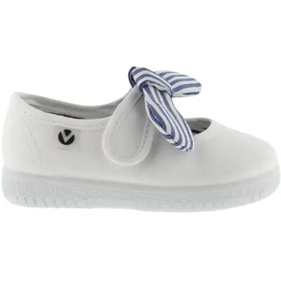 Baskets kid Victoria ojalá mercedes Blanc 23 - Publicité Baskets kid Victoria ojalá mercedes Blanc 23 - Publicité