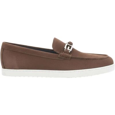 Mocassins Guess Heaws Marron 45 - Publicité Mocassins Guess Heaws Marron 45 - Publicité