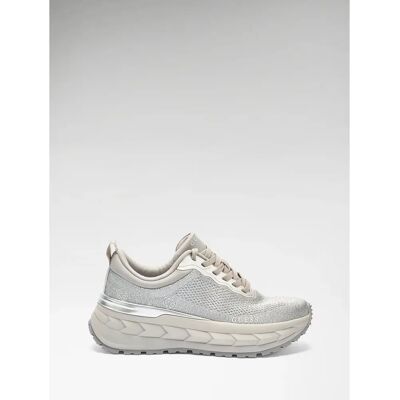 Baskets femme Guess Runit 4G Logo Argenté 36 - Publicité Baskets femme Guess Runit 4G Logo Argenté 36 - Publicité