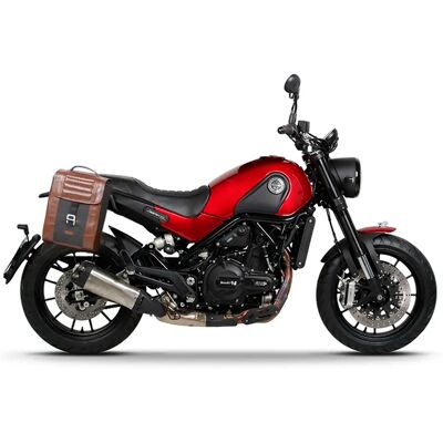 Support sacoche latérale moto Shad SR Séries Café Racer Benelli Leoncino 502I (17 à 21) Noir TU Unisex - Publicité Support sacoche latérale moto Shad SR Séries Café Racer Benelli Leoncino 502I (17 à 21) Noir TU Unisex - Publicité