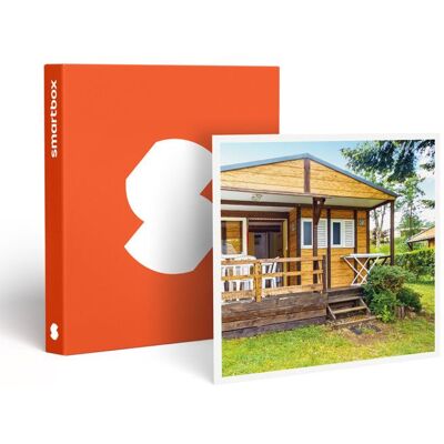 Coffret Cadeau SMARTBOX - Séjour insolite de 3 jours avec dîner - 2 nuits avec petits-déjeuners et dîner pour 2 personnes - Publicité Coffret Cadeau SMARTBOX - Séjour insolite de 3 jours avec dîner - 2 nuits avec petits-déjeuners et dîner pour 2 personnes - Publicité