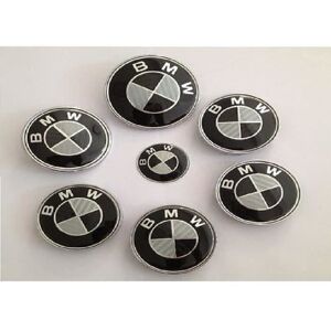 KIT 7 Badge Embleme LOGO BMW Carbone - Capot82mm +Coffre82mm+ Volant + 4 68mm Cache Jante Noir - Publicité KIT 7 Badge Embleme LOGO BMW Carbone - Capot82mm +Coffre82mm+ Volant + 4 68mm Cache Jante Noir - Publicité