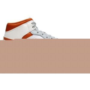 Basket-ball - NIKE - Air Jordan 1 Mid - Blanc - Starfish Orange - Respirant Blanc - Publicité Basket-ball - NIKE - Air Jordan 1 Mid - Blanc - Starfish Orange - Respirant Blanc - Publicité