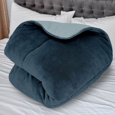 INTEMPOREL Couette doublée polaire microfibre 220x240 cm BICOLORE bleu ciel et marine par Soleil docre Bleu - Publicité INTEMPOREL Couette doublée polaire microfibre 220x240 cm BICOLORE bleu ciel et marine par Soleil docre Bleu - Publicité