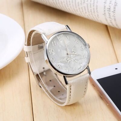 Montre femme - Bracelet en cuir PU - Mouvement à quartz - Blanc - Publicité Montre femme - Bracelet en cuir PU - Mouvement à quartz - Blanc - Publicité