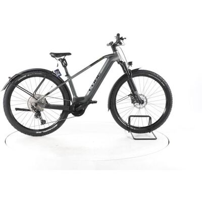 Vélo électrique - Cube Reaction Hybrid Pro 750 Allroad - gris - Vélo électrique de trekking - Bosch 750 Wh Reconditionné Gris - Publicité Vélo électrique - Cube Reaction Hybrid Pro 750 Allroad - gris - Vélo électrique de trekking - Bosch 750 Wh Reconditionné Gris - Publicité