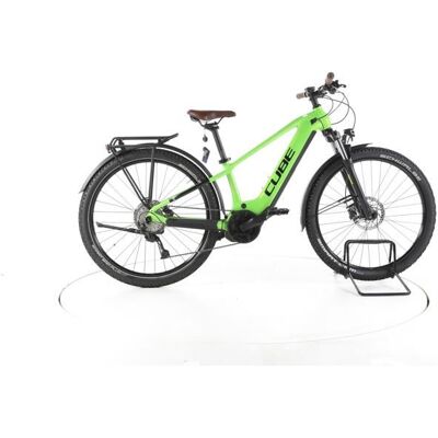 Vélo électrique - Cube Reaction Hybrid Performance - vert - Vélo électrique de trekking - Bosch 625 Wh Reconditionné Vert - Publicité Vélo électrique - Cube Reaction Hybrid Performance - vert - Vélo électrique de trekking - Bosch 625 Wh Reconditionné Vert - Publicité