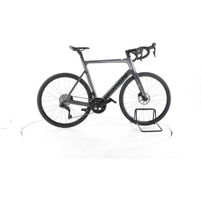 Vélo - Bianchi Oltre Race 105 Di2 - gris - Vélo de Route - Carbon Reconditionné - Publicité Vélo - Bianchi Oltre Race 105 Di2 - gris - Vélo de Route - Carbon Reconditionné - Publicité