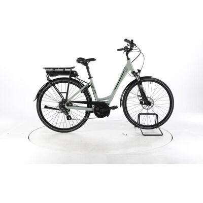 Vélo électrique - Triumph E-Bird - gris - Vélo électrique de trekking - Bosch 300 Wh Reconditionné Gris - Publicité Vélo électrique - Triumph E-Bird - gris - Vélo électrique de trekking - Bosch 300 Wh Reconditionné Gris - Publicité