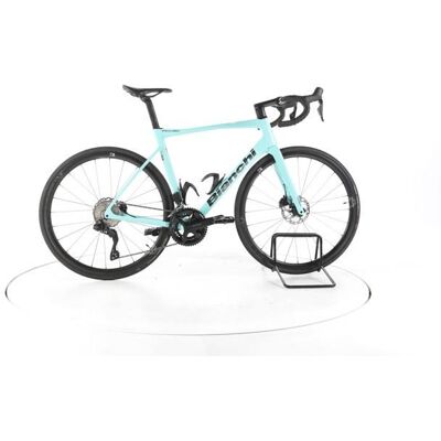 Vélo - Bianchi Specialissima Comp 105 Di2 - bleu - Vélo de Route - Carbon Reconditionné - Publicité Vélo - Bianchi Specialissima Comp 105 Di2 - bleu - Vélo de Route - Carbon Reconditionné - Publicité