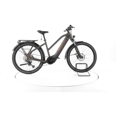 Vélo électrique - Ghost E-Square Trekking Advanced - gris - Vélo électrique de trekking - Yamaha 630 Wh Reconditionné Gris - Publicité Vélo électrique - Ghost E-Square Trekking Advanced - gris - Vélo électrique de trekking - Yamaha 630 Wh Reconditionné Gris - Publicité