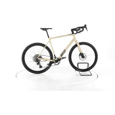 Vélo électrique - Rose Backroad AL PLUS - beige - Vélo électrique gravel & de route - MAHLE 250 Wh Reconditionné Beige - Publicité Vélo électrique - Rose Backroad AL PLUS - beige - Vélo électrique gravel & de route - MAHLE 250 Wh Reconditionné Beige - Publicité