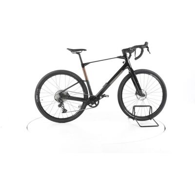 Vélo électrique - Mondraker Dusty R - noir - Vélo électrique gravel & de route - MAHLE 350 Wh Reconditionné Noir - Publicité Vélo électrique - Mondraker Dusty R - noir - Vélo électrique gravel & de route - MAHLE 350 Wh Reconditionné Noir - Publicité