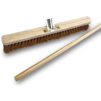 KIBROS Balai datelier type cantonnier manché Piste Extérieur Fibres de coco naturel Longueur 60 cm Semelle bois - Publicité KIBROS Balai datelier type cantonnier manché Piste Extérieur Fibres de coco naturel Longueur 60 cm Semelle bois - Publicité