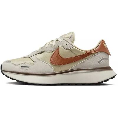 Basket Nike PHOENIX WAFFLE W NIKE Marron - Publicité Basket Nike PHOENIX WAFFLE W NIKE Marron - Publicité
