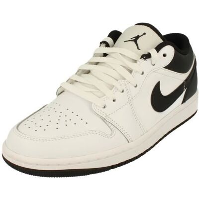 Nike Air Jordan 1 Low Blanc - Baskets - Publicité Nike Air Jordan 1 Low Blanc - Baskets - Publicité
