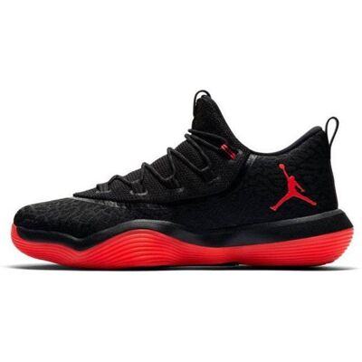 Basket Nike JORDAN SUPER FLY 2017 Low - Noir Rouge - Adulte - Basket-ball - Indoor Noir - Publicité Basket Nike JORDAN SUPER FLY 2017 Low - Noir Rouge - Adulte - Basket-ball - Indoor Noir - Publicité