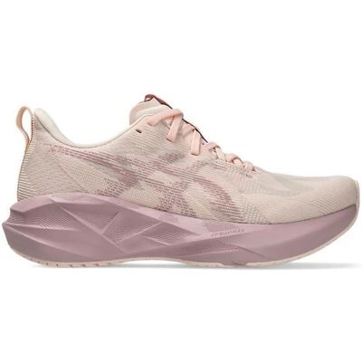 275 Chaussures running Novablast 5 - Asics Rose - Publicité 275 Chaussures running Novablast 5 - Asics Rose - Publicité