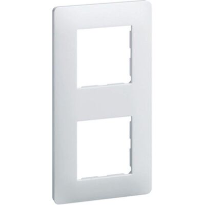 Hager WE402 - Essensya - Plaque électrique - 2 modules - entraxe 71mm - Publicité Hager WE402 - Essensya - Plaque électrique - 2 modules - entraxe 71mm - Publicité