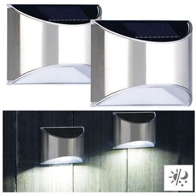 Applique murale solaire à LED - Lunartec - WL-135.solar - Acier inoxydable - 2 ampoules - Autonomie 6h - Publicité Applique murale solaire à LED - Lunartec - WL-135.solar - Acier inoxydable - 2 ampoules - Autonomie 6h - Publicité