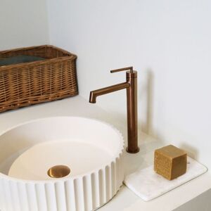 Portofino Mitigeur Lavabo Haut - Cuivre brossé - Essebagno Orange - Publicité Portofino Mitigeur Lavabo Haut - Cuivre brossé - Essebagno Orange - Publicité