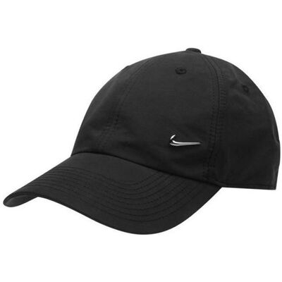 Casquette Noire Homme Nike Logo en Métal Noir - Publicité Casquette Noire Homme Nike Logo en Métal Noir - Publicité