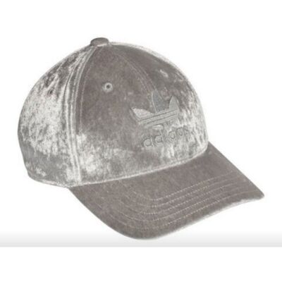 Casquette Adidas Grise en Velours Pour Homme Gris - Publicité Casquette Adidas Grise en Velours Pour Homme Gris - Publicité